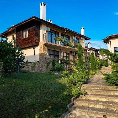 Menada Sunny Hill Villa Kosharitsa ภายนอก รูปภาพ