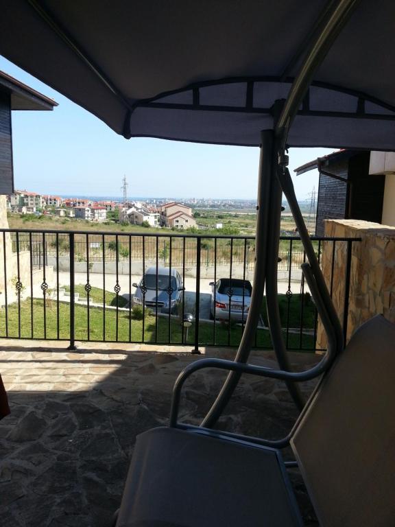 Menada Sunny Hill Villa Kosharitsa ภายนอก รูปภาพ
