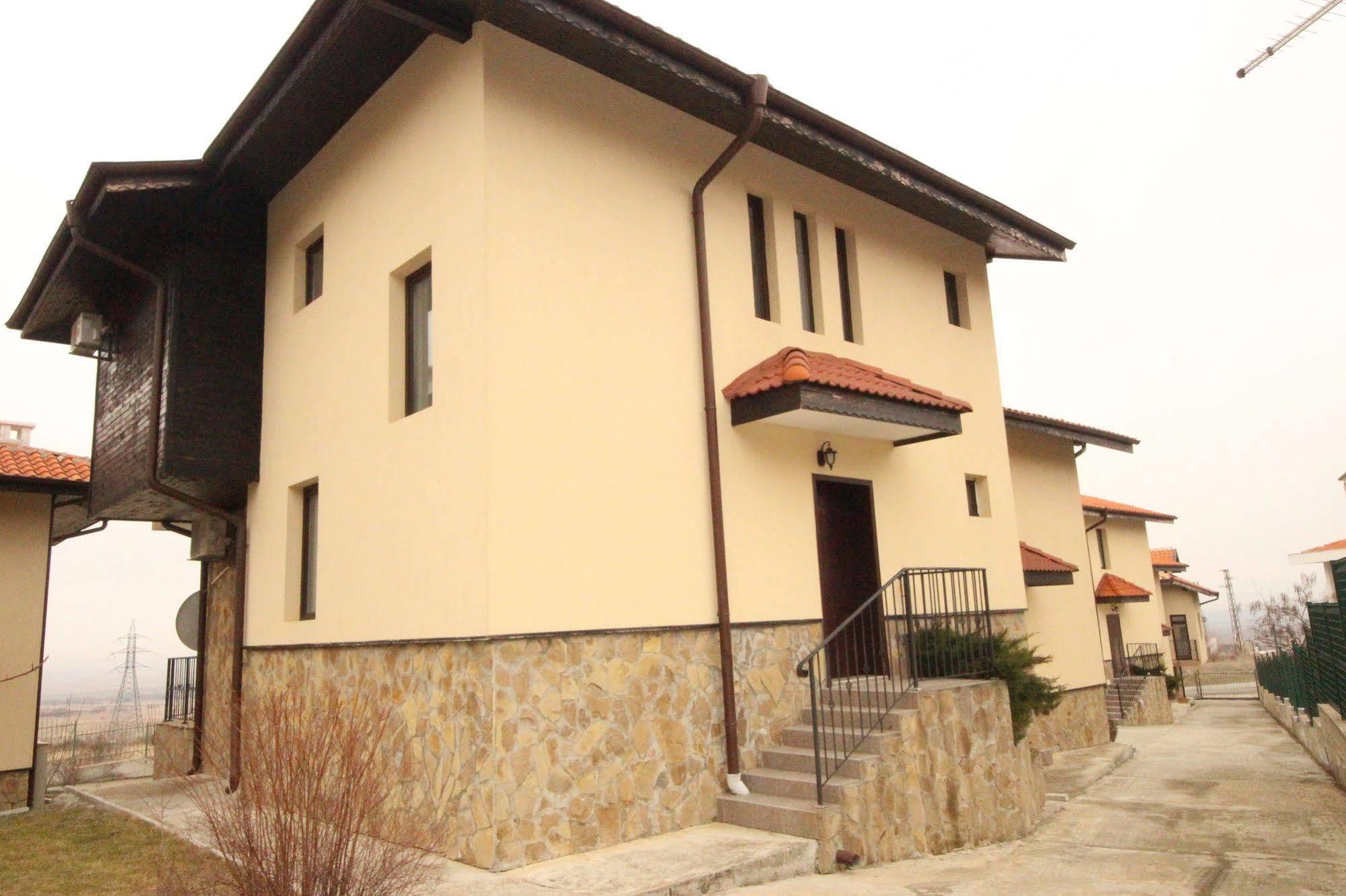 Menada Sunny Hill Villa Kosharitsa ภายนอก รูปภาพ