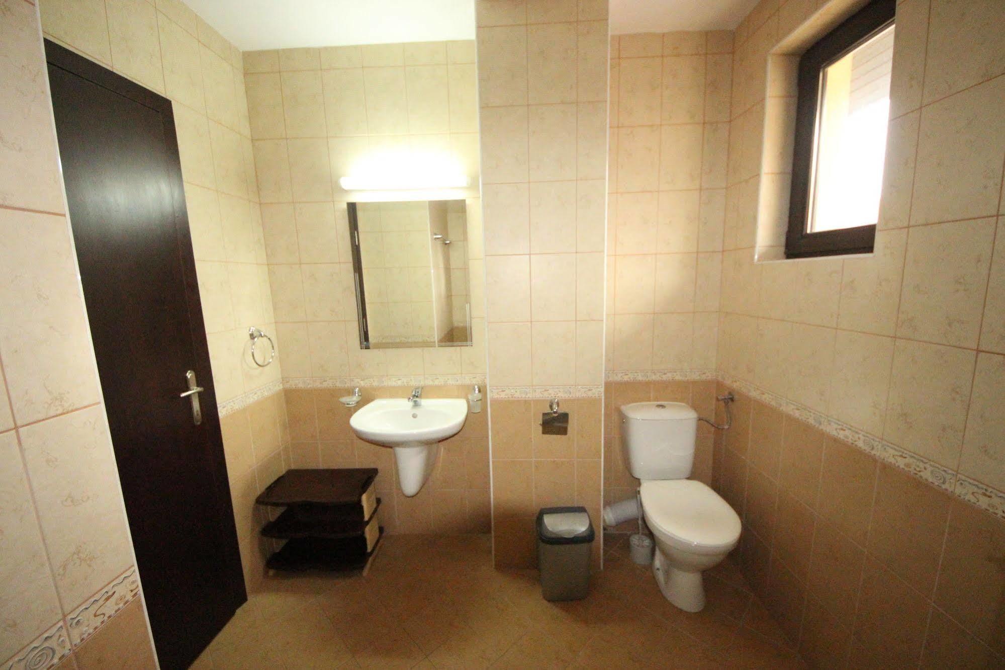 Menada Sunny Hill Villa Kosharitsa ภายนอก รูปภาพ